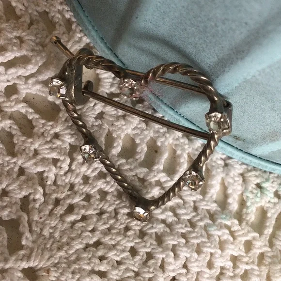 Vintage heart hair pin boho festival cowgirl silver tone whimsical Easter day - Picture 3 of 4